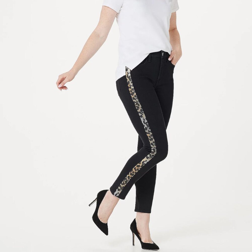 NWT Jen7 Black Skinny Jeans Size 2